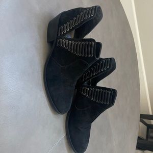 Vince Camuto Pevista Ankle Bootie Black